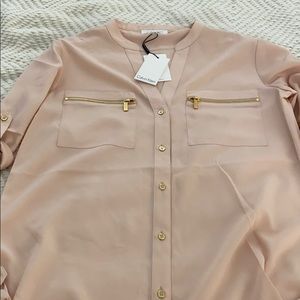 CALVIN KLEIN: Light pink blouse with gold hardware